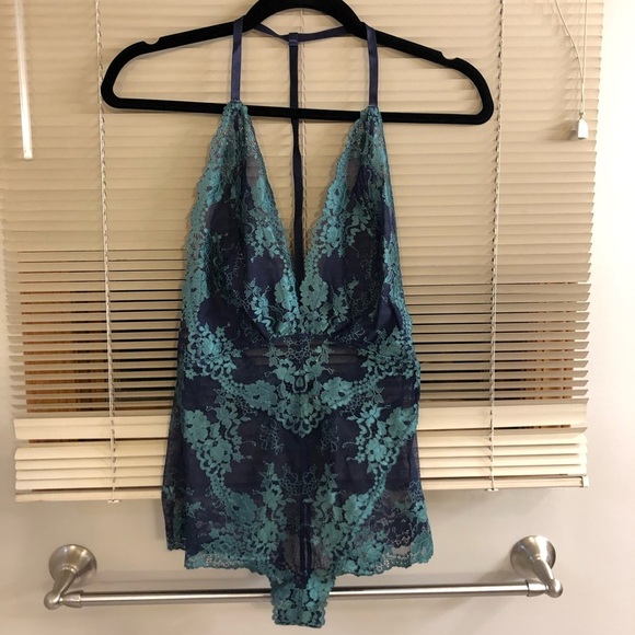 NWOT WISHLIST Lace Backstrap Teddy
